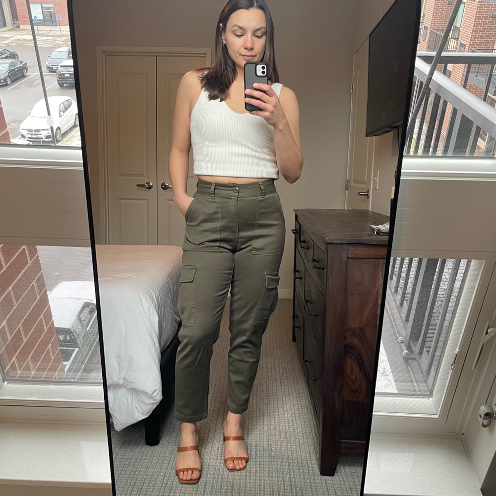 Aritzia TNA cargo pants